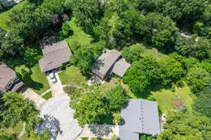 30W280 Holyoke Ct, Warrenville, IL 60555 - Photo 46