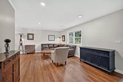 30W280 Holyoke Court, Warrenville, IL 60555 - Photo 4