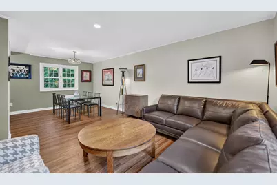 30W280 Holyoke Court, Warrenville, IL 60555 - Photo 6