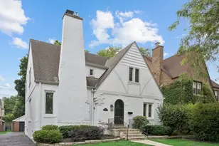 2019 Beechwood Ave, Wilmette, IL 60091 - Photo 1