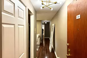 9723 S Keeler Ave, Oak Lawn, IL 60453 - Photo 4