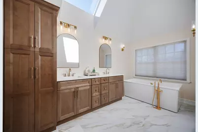 26W286 Pinehurst Drive, Winfield, IL 60190 - Photo 22