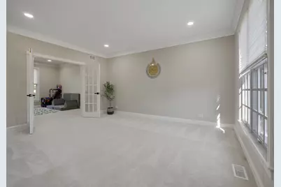 26W286 Pinehurst Drive, Winfield, IL 60190 - Photo 6