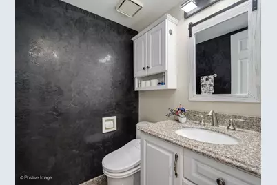 1817 Longboat Drive, Elk Grove Village, IL 60007 - Photo 12