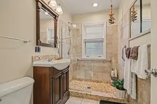 14806 Lawndale Ave, Midlothian, IL 60445 - Photo 8
