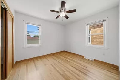 5134 S Laporte Avenue, Chicago, IL 60638 - Photo 22