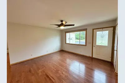 7103 Hiawatha Drive, Wonder Lake, IL 60097 - Photo 12