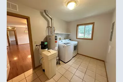 7103 Hiawatha Drive, Wonder Lake, IL 60097 - Photo 22