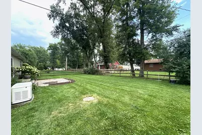 7103 Hiawatha Drive, Wonder Lake, IL 60097 - Photo 24