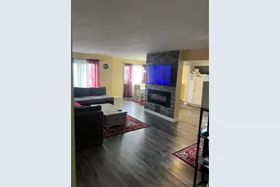 9355 Landings Lane #301, Des Plaines, IL 60016 - Photo 6