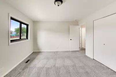 4585 Brigantine Lane, Hoffman Estates, IL 60192 - Photo 14