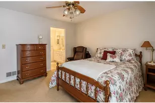 0N069 Windermere Rd, Winfield, IL 60190 - Photo 8