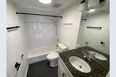 1455 W Fullerton Avenue #302, Chicago, IL 60614 - Photo 16