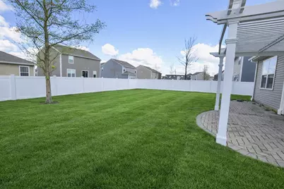 6816 Cobble Springs Lane, Wonder Lake, IL 60097 - Photo 32