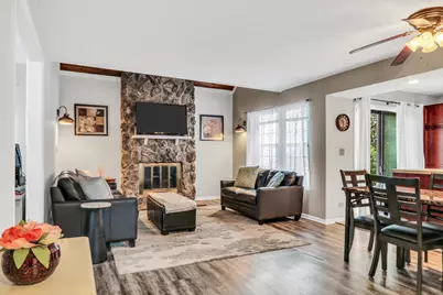 736 Glen Way, Gurnee, IL 60031 - Photo 4