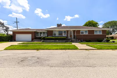 427 Luella Avenue, Calumet City, IL 60409 - Photo 1