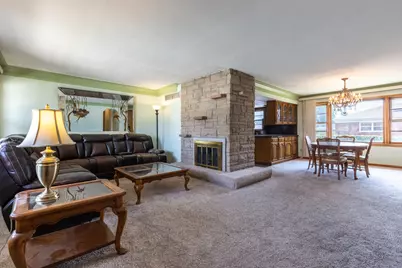427 Luella Avenue, Calumet City, IL 60409 - Photo 2