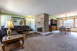 427 Luella Ave, Calumet City, IL 60409 - Photo 2