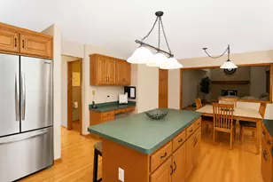 2660 Hoddam Rd, Naperville, IL 60564 - Photo 20