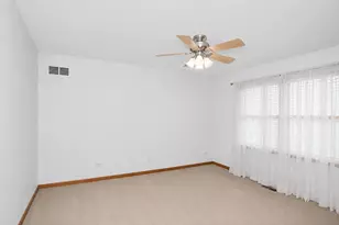 2660 Hoddam Rd, Naperville, IL 60564 - Photo 36