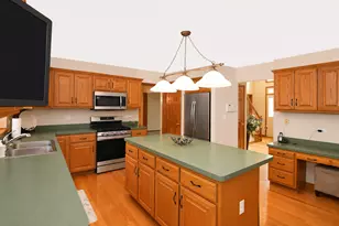 2660 Hoddam Rd, Naperville, IL 60564 - Photo 18
