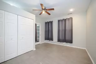 710 E 51st St, Chicago, IL 60615 - Photo 14