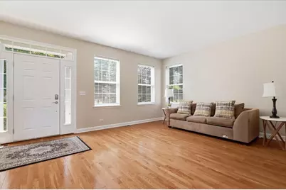 2835 Liberty Lakes Boulevard, Wauconda, IL 60084 - Photo 2