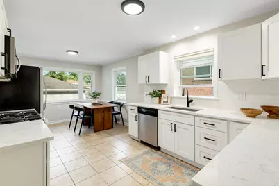 604 Lavergne Avenue, Wilmette, IL 60091 - Photo 10