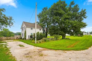 402 S 1st St, Alpha, IL 61413 - Photo 2