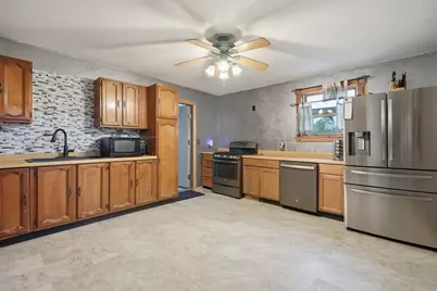 402 S 1st Street, Alpha, IL 61413 - Photo 8