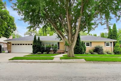 544 Park Plaine Avenue, Park Ridge, IL 60068 - Photo 1