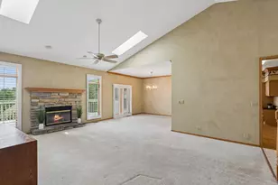 789 Woodland Dr, Antioch, IL 60002 - Photo 2