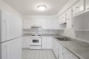 1363 Perry St, Des Plaines, IL 60016 - Photo 10