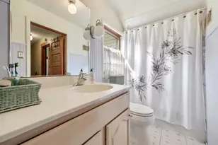 309 S 6th St, Saint Charles, IL 60174 - Photo 12