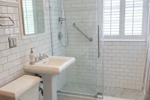 1240 Wesley Ave, Evanston, IL 60202 - Photo 4