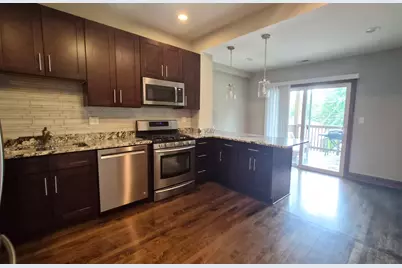 3238 N Hamlin Avenue #2, Chicago, IL 60618 - Photo 2