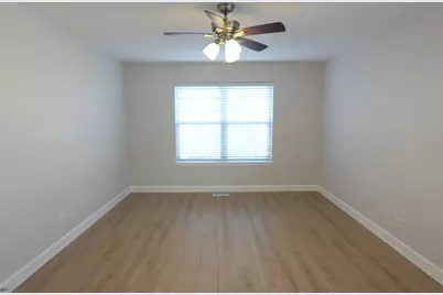 881 Essex Circle #881, Grayslake, IL 60030 - Photo 16