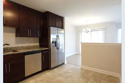 881 Essex Circle #881, Grayslake, IL 60030 - Photo 10