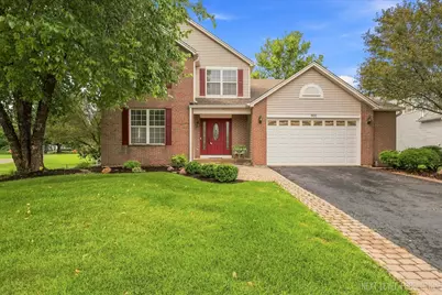 900 White Oak Drive, North Aurora, IL 60542 - Photo 1