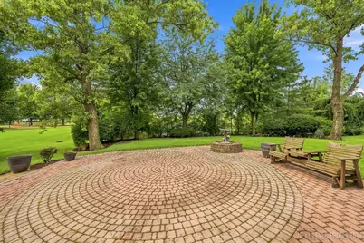 900 White Oak Drive, North Aurora, IL 60542 - Photo 34