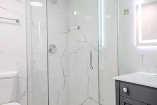 8504 W Catherine Ave, Chicago, IL 60656 - Photo 14