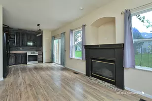 91 E Haines Dr, Hainesville, IL 60030 - Photo 10
