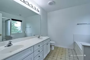 91 E Haines Dr, Hainesville, IL 60030 - Photo 18