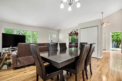 1132 Wishing Well Lane, Naperville, IL 60564 - Photo 4