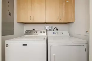 25 E Superior St, Chicago, IL 60611 - Photo 14