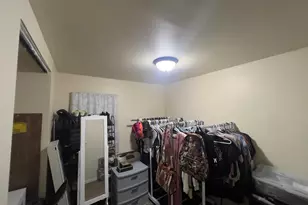 1094 Testa Dr, Justice, IL 60458 - Photo 12