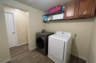 1094 Testa Dr, Justice, IL 60458 - Photo 22