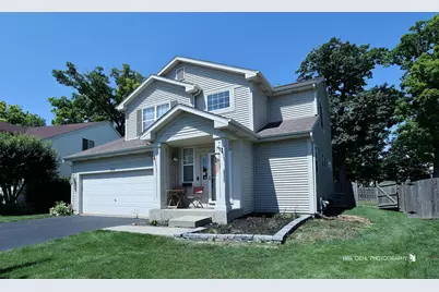 352 N Cornerstone Drive, Volo, IL 60020 - Photo 2