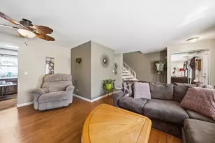 262 Bay St, Wood Dale, IL 60191 - Photo 6
