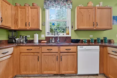 531 Springwood Avenue, East Dundee, IL 60118 - Photo 8